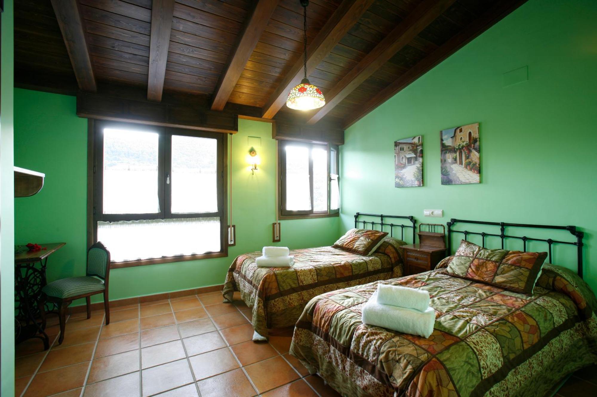 Casa Felisa Pirineo Aragones Holiday home Santa Eulalia de Gallego